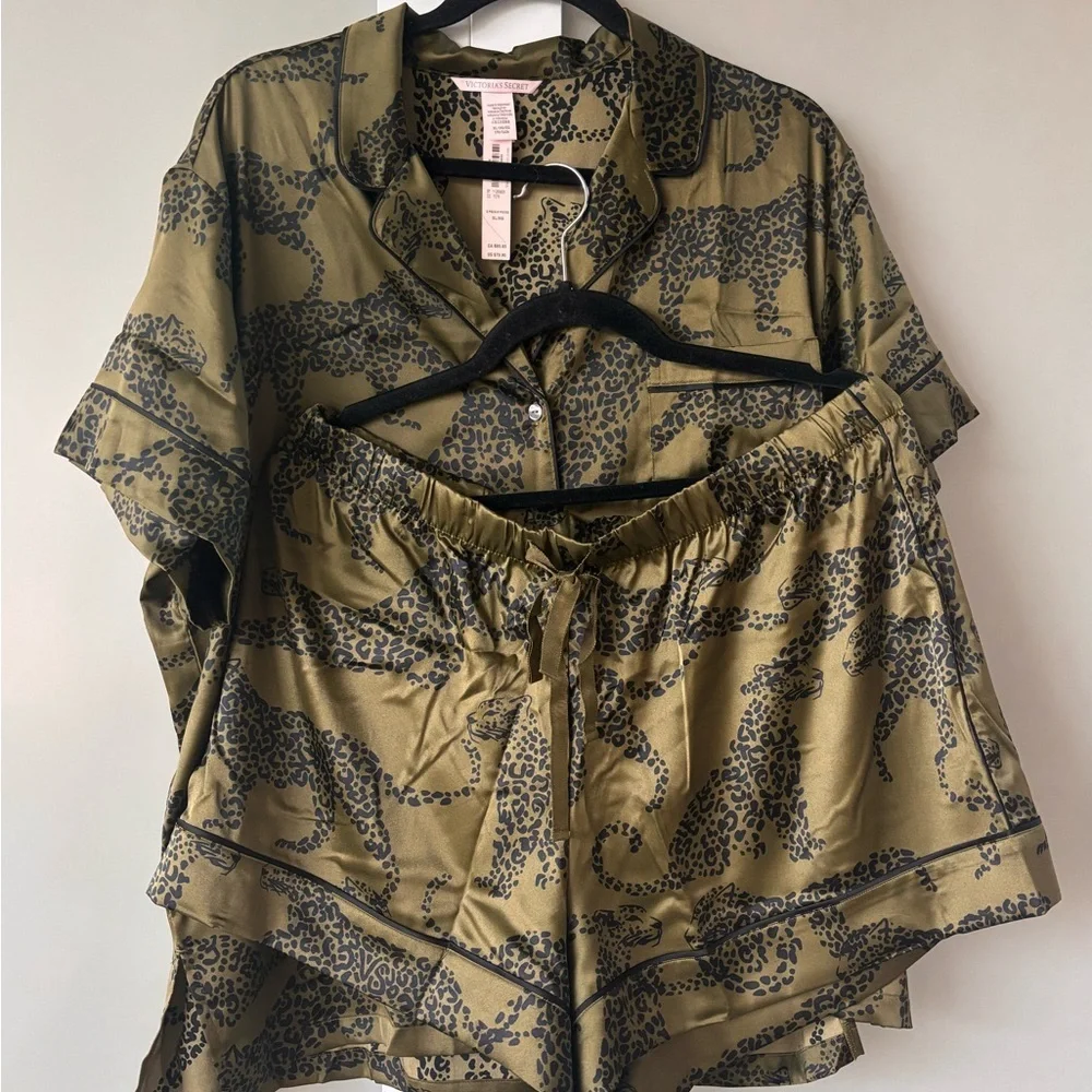 Victoria's Secret Olive Leopard Print Pajama Set - Picture 5 of 5
